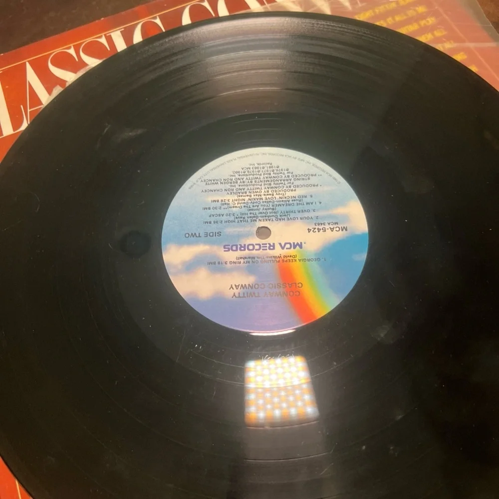 Classic Conway Vinyl Record 1983 - Picture 8 of 9